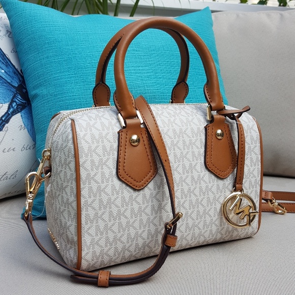 Michael Kors Handbags - SOLD NWT Michael Kors SM Aria satchel vanilla bag
